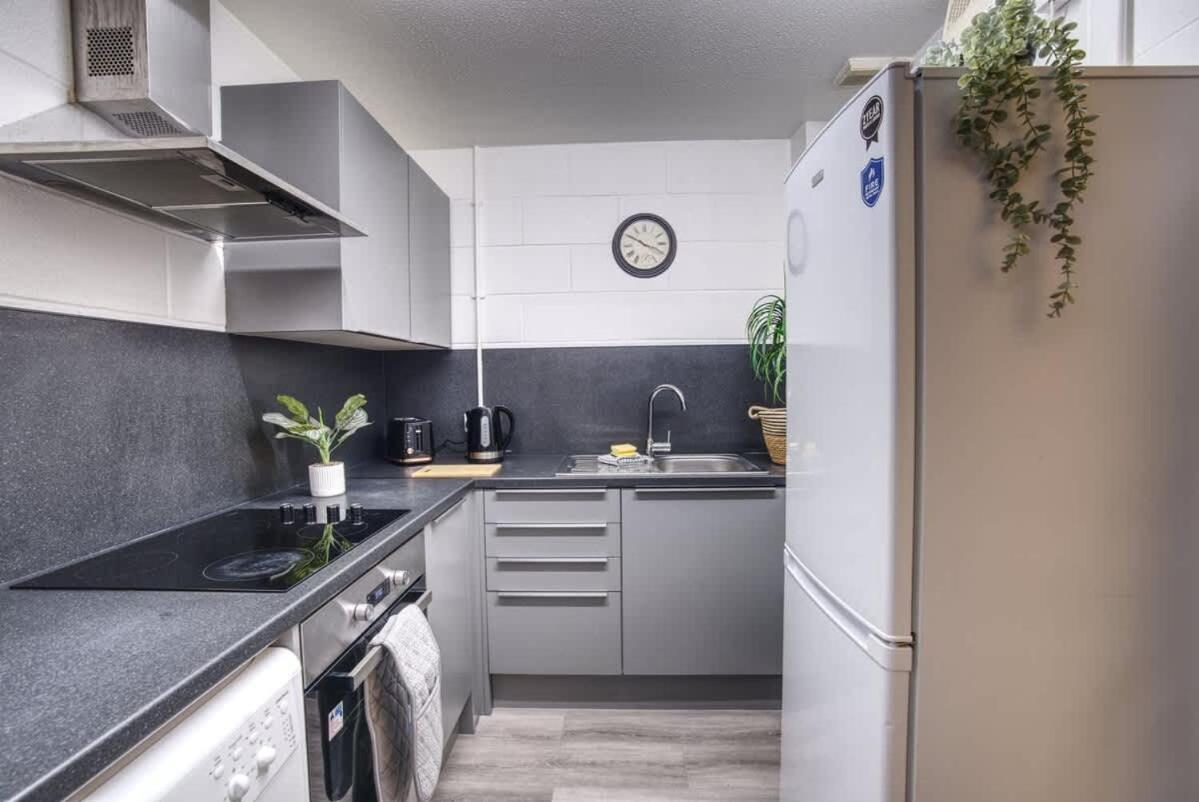 1Br City Centre Apt, Self Check In, Wifi, By Derbnb Sheffield Eksteriør billede